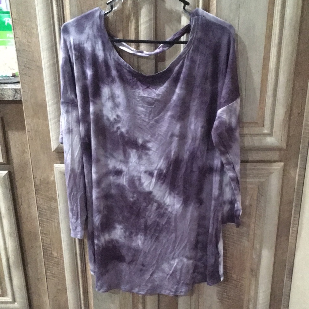 New With Tags Gray/White Tie Dye Knot Back  Shirt